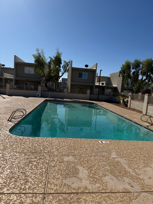 Photo - 2826 E Marconi Ave