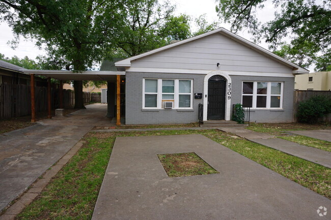 Building Photo - 2309 16th St Rental