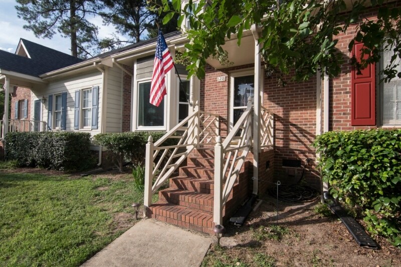 Photo - 1218 Shadowbark Ct