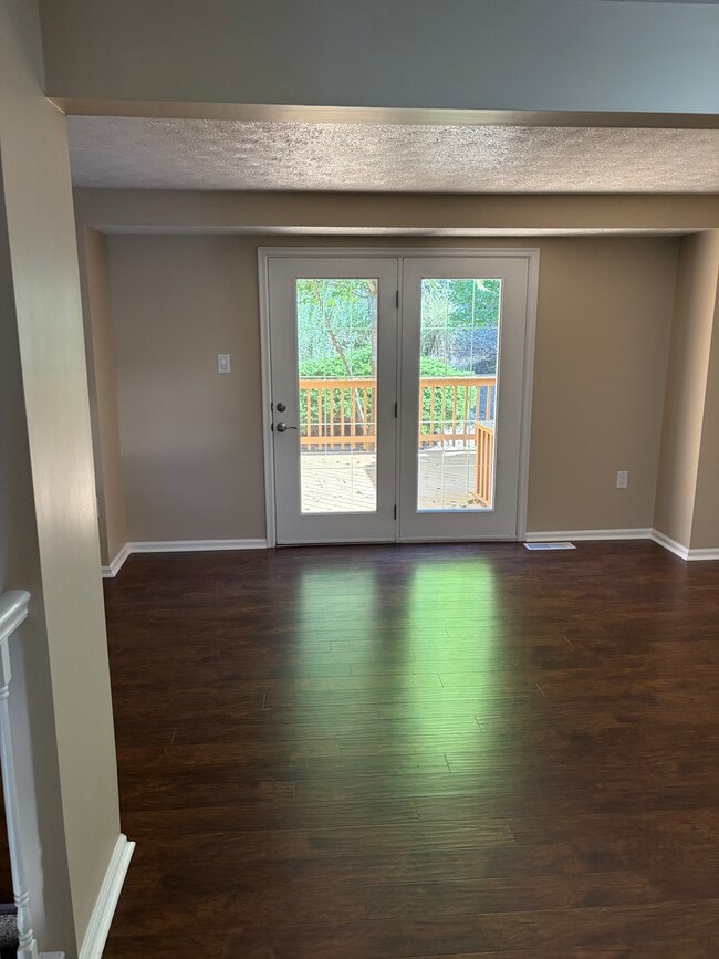 Photo - 802 Lexington Dr