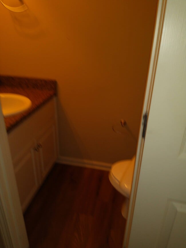 Photo - 106-4 EDGEFIELD