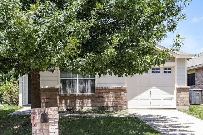 Photo - 1303 Macaw Ct Casa