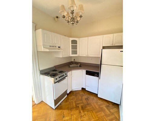 Photo - 103 Pinckney St Unit 2