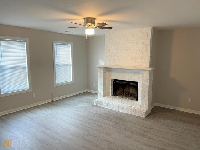 Photo - 907 Silverwood Dr Unit 907