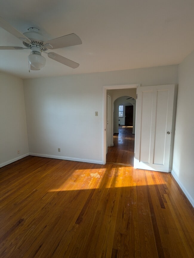 Photo - 3214 Glenmore Ave Unidad 3