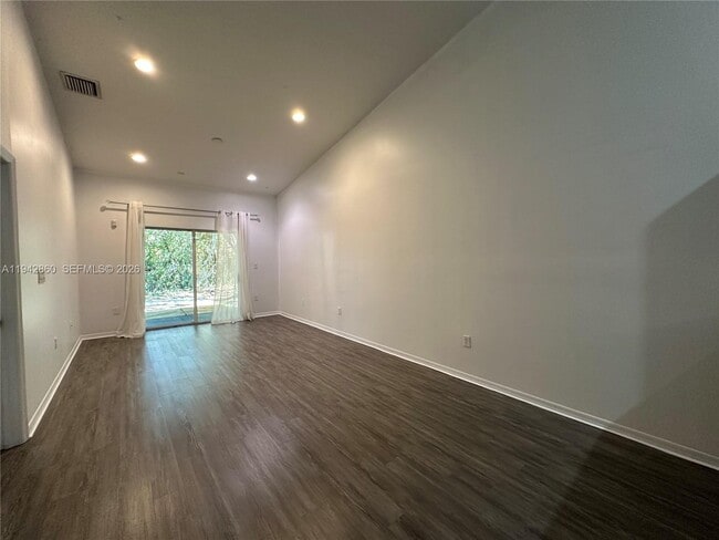 Photo - 1219 NE 32nd Terrace