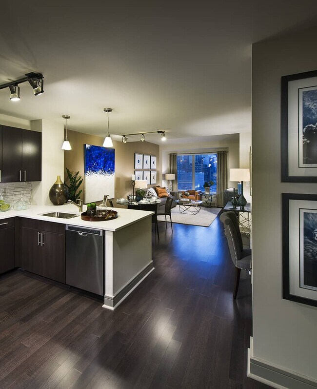 Photo - 121 Seaport Blvd Unidad 01