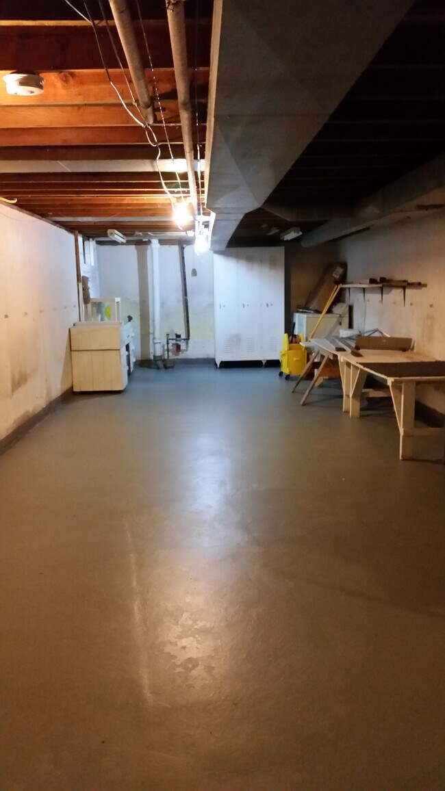 Photo - 10 Parkdale Dr