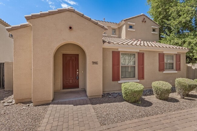 Building Photo - Welcome Home 3B/2BA in Lyons Gate!