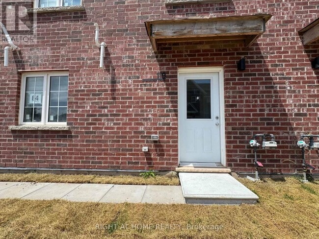 Photo - 119 HighRiver Trl