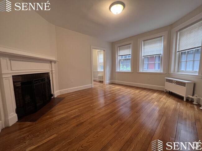Building Photo - 354 Harvard St Unit 3 Rental