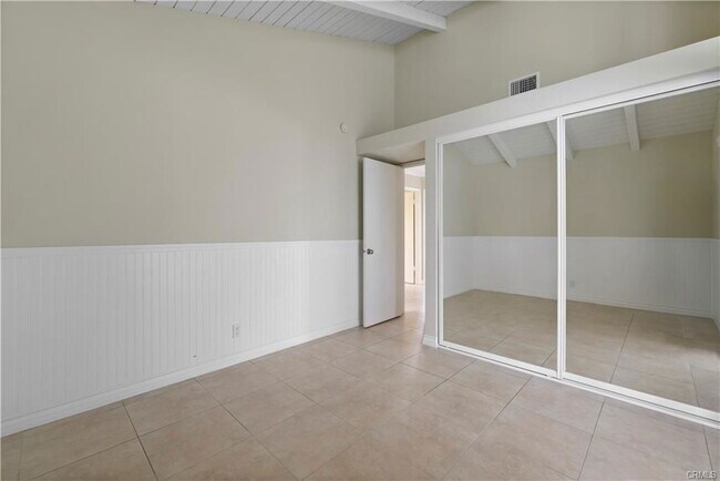 Building Photo - 2220 Fiesta Rental