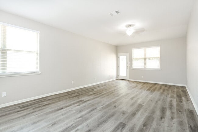 Photo - 8233 Oak Harvest Dr