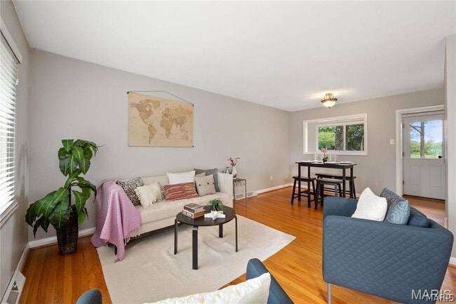 Photo - 9731 Twincrest Dr