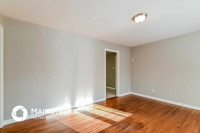 Photo - 3020 Capri St