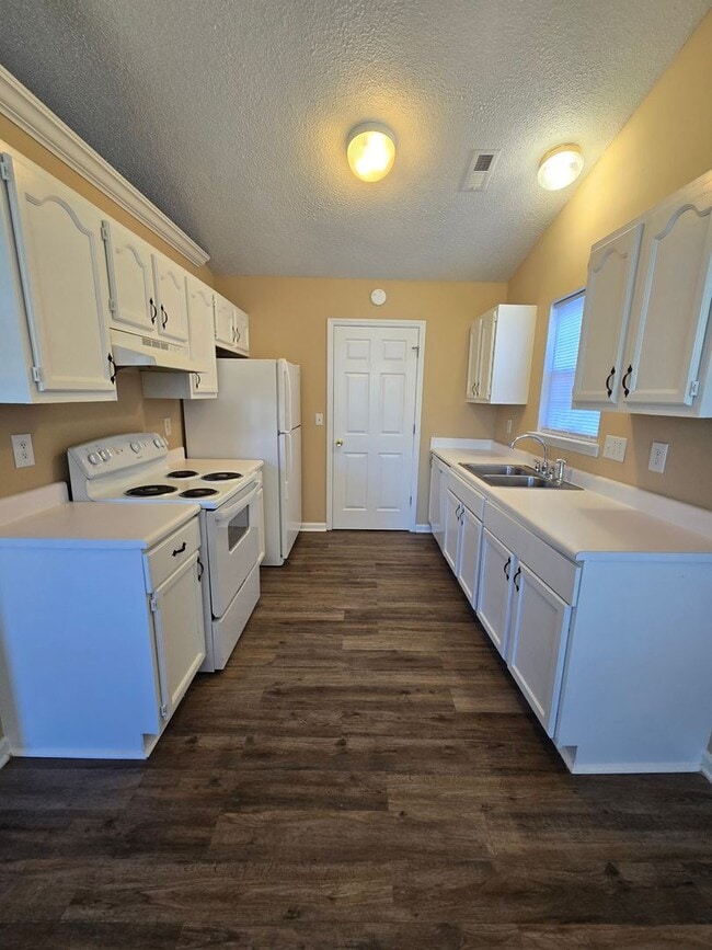 Photo - Fabulous Home for Rent!