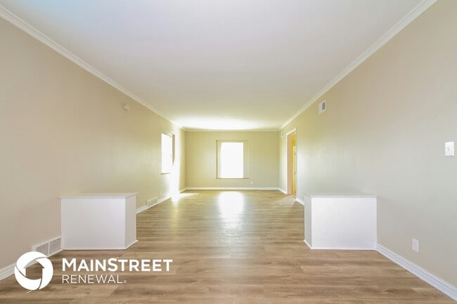 Photo - 2717 Cashion Pl