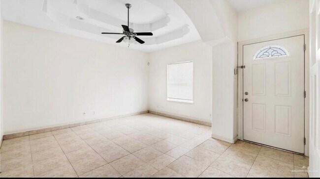 2013 Agua Fina Ave Unidad D