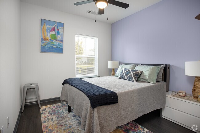 3BR, 3BA - 1,134SF - Bedroom