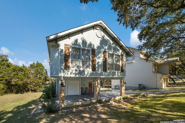 Photo - 693 Riviera Dr