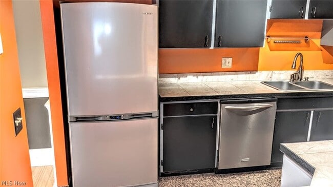 Photo - 25 Trenton Square