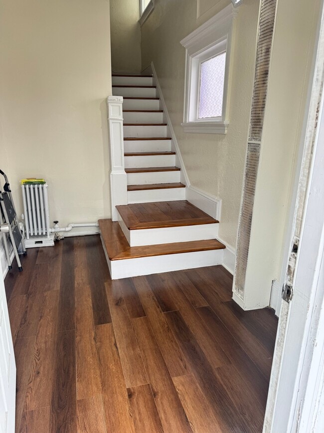 Photo - 119-10 Farmers Blvd