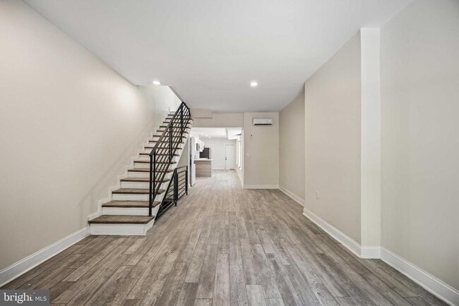 Photo - 1849 N 25th St