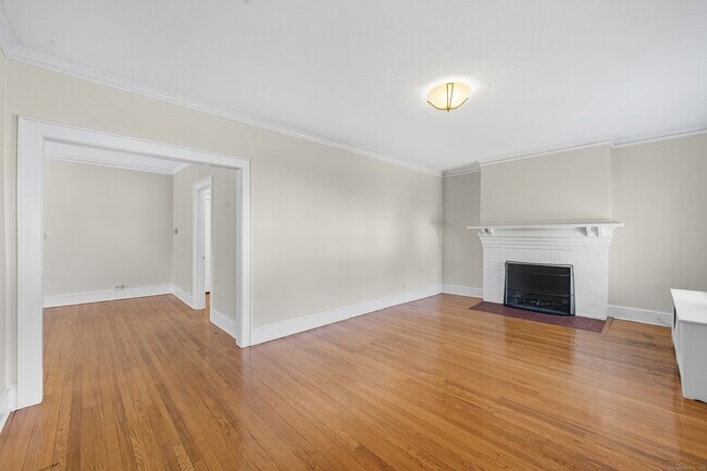 Photo - 91 Maplewood Ave Unit 2