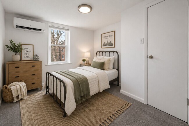 Photo - 612 N St Clair St Unit 2