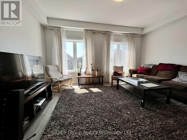 Photo - 124 Compass Trail