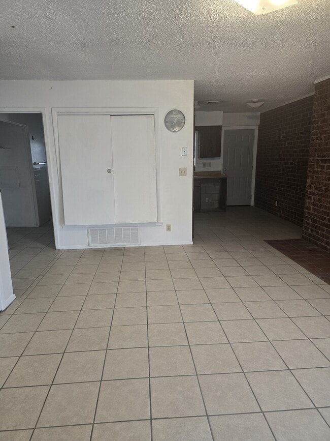 Photo - 712 S Washington Ave