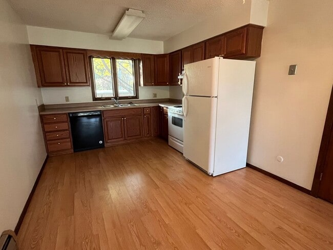 615 6th St NE Unit 7