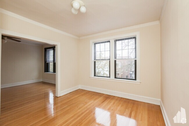 Building Photo - 1448 W Byron St Unit 3904-1 Rental