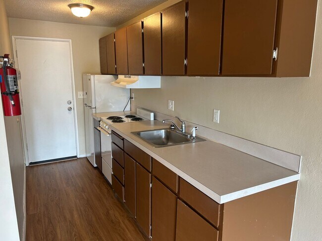 Photo - Cozy Studio Downtown Unit 1245-10