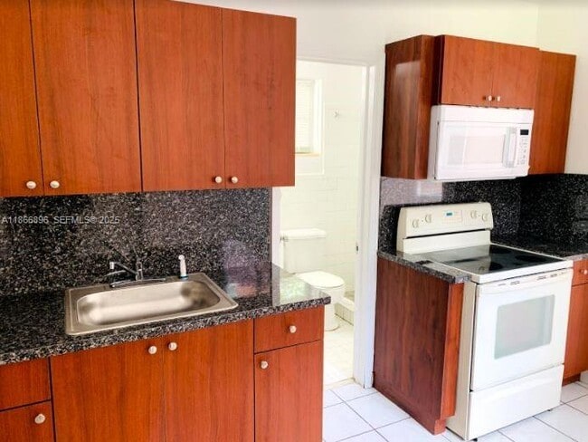 Building Photo - 774 NE 86th St Unit 2