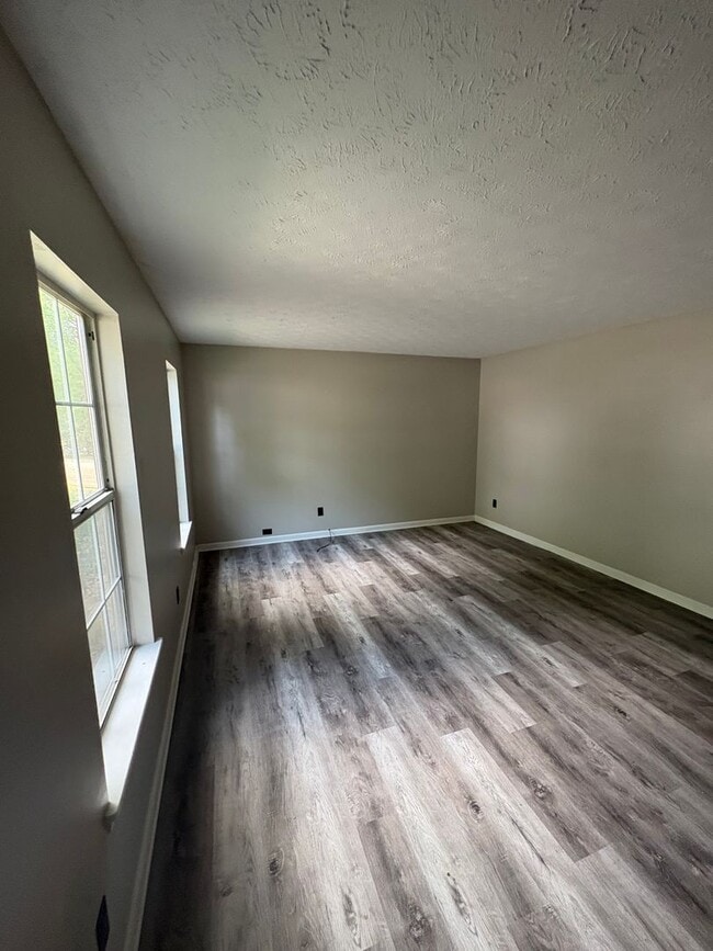 Photo - 2 Bedroom Townhome in Flowery Branch!