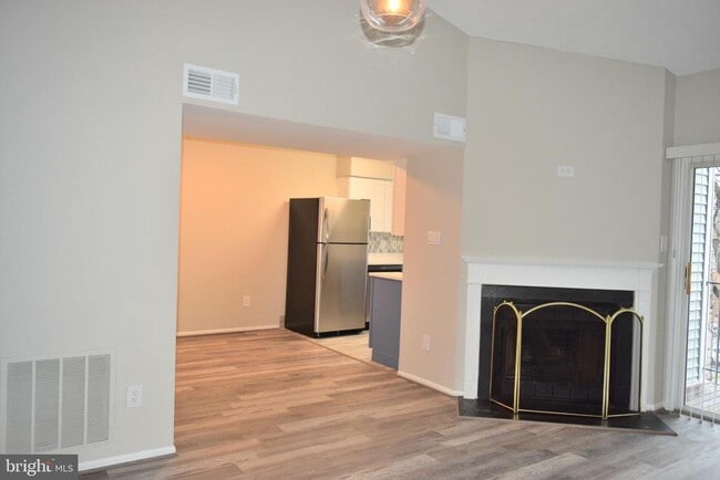 Photo - 12121 Chaucer Ln Unidad 12121