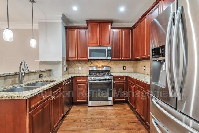 Photo - 3739 Ashford Creek Ave NE