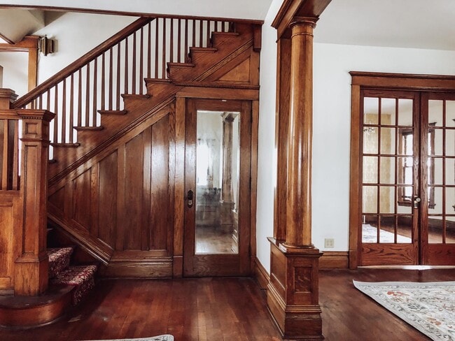 Photo - 1882 Loras Blvd