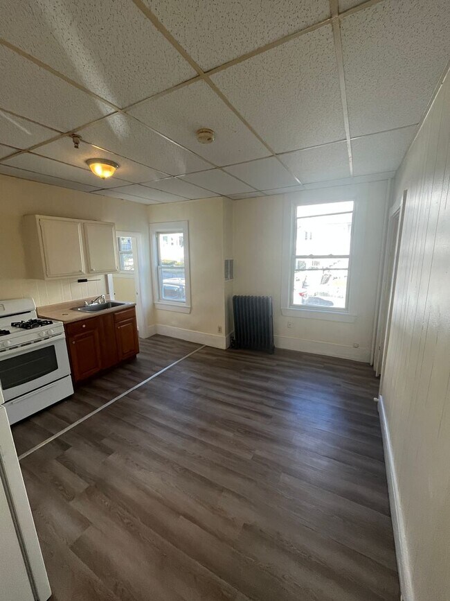 Photo - Studio Apartment for Rent – Utilities Included! Unit 1-7
