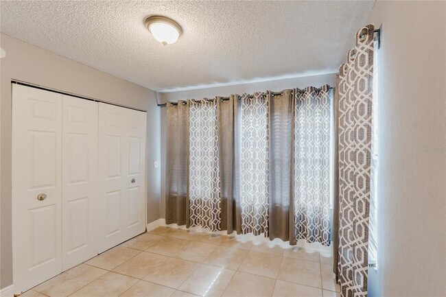 Photo - 5120 Conroy Rd Unit 18