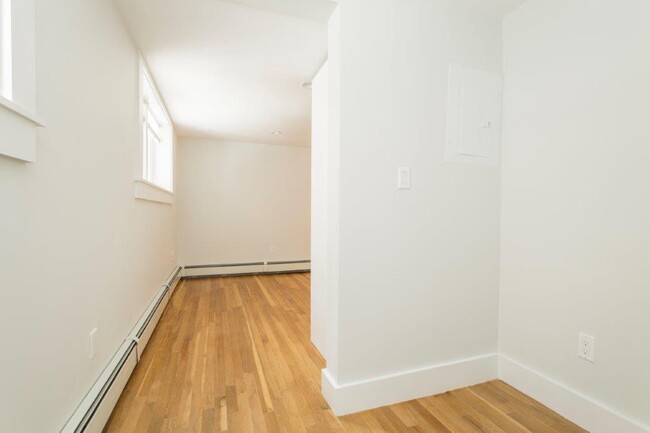 Photo - 39 South St Apartment Unit B2