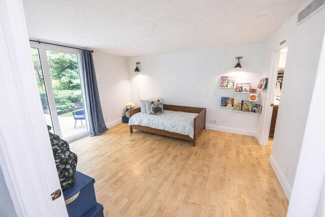 Photo - 501 SW 11th Pl