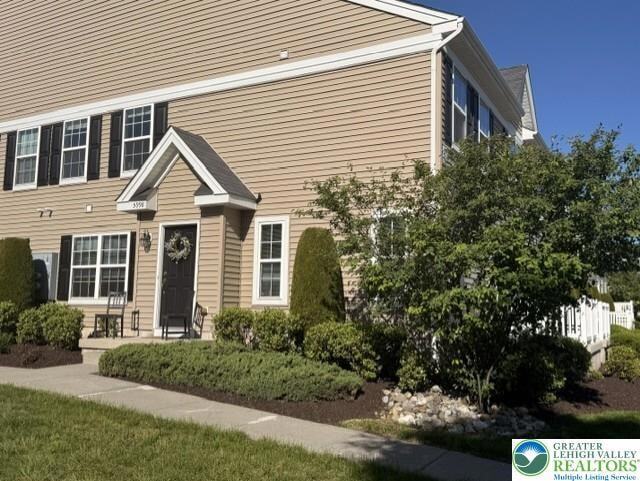 Building Photo - 5998 Valley Forge Dr
