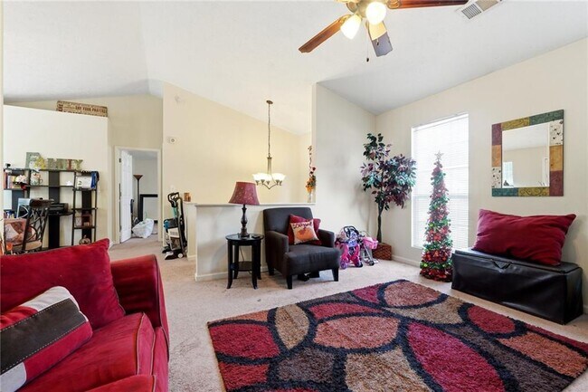 Photo - 1027 Alford Crossing