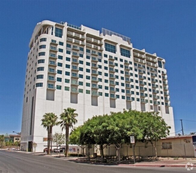 Building Photo - AMAZING VIEWS FROM YOUR 12TH FLOOR BALCONY... Unit 1210 Rental