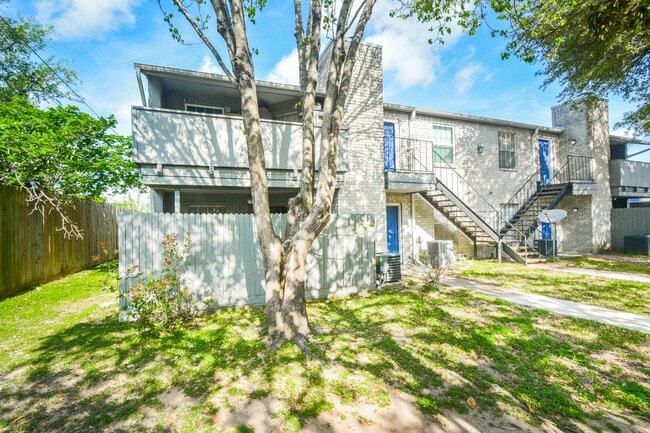 Photo - 9700 Leawood Blvd Unidad 1601