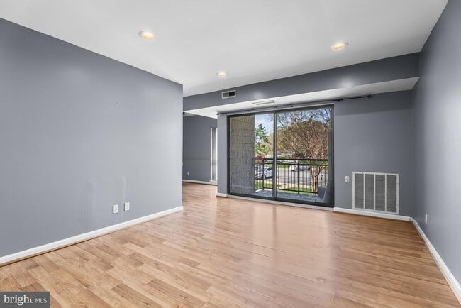Photo - 6087 Majors Ln Unit 5 K17
