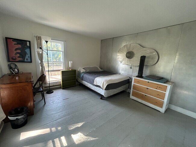 Photo - 19 Cary Rd Unit Mocha - Private Bedroom
