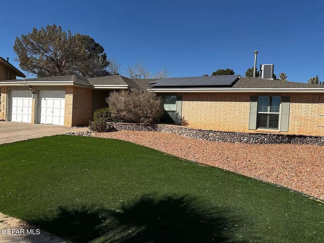 Building Photo - 1633 Charles Owens Dr